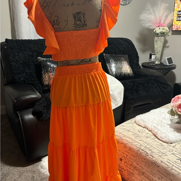 AFEWGKID
Women's Trendy Mid Waist Sling Swing Skirt Set Size |M|NEW!! - Picture 15 of 16